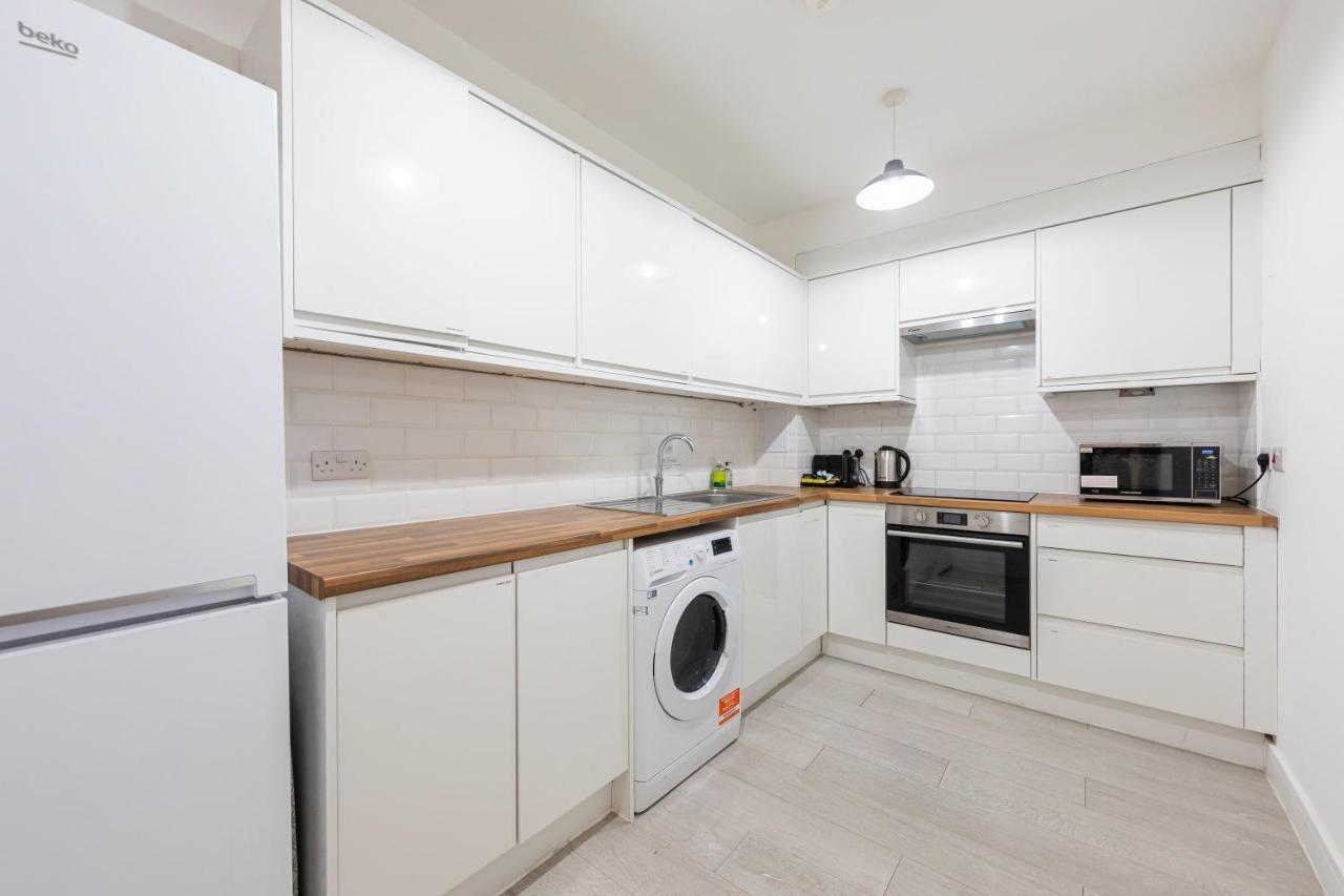 Cozy Ensuite Bedroom For Two Near Tufnell Park London Exterior photo